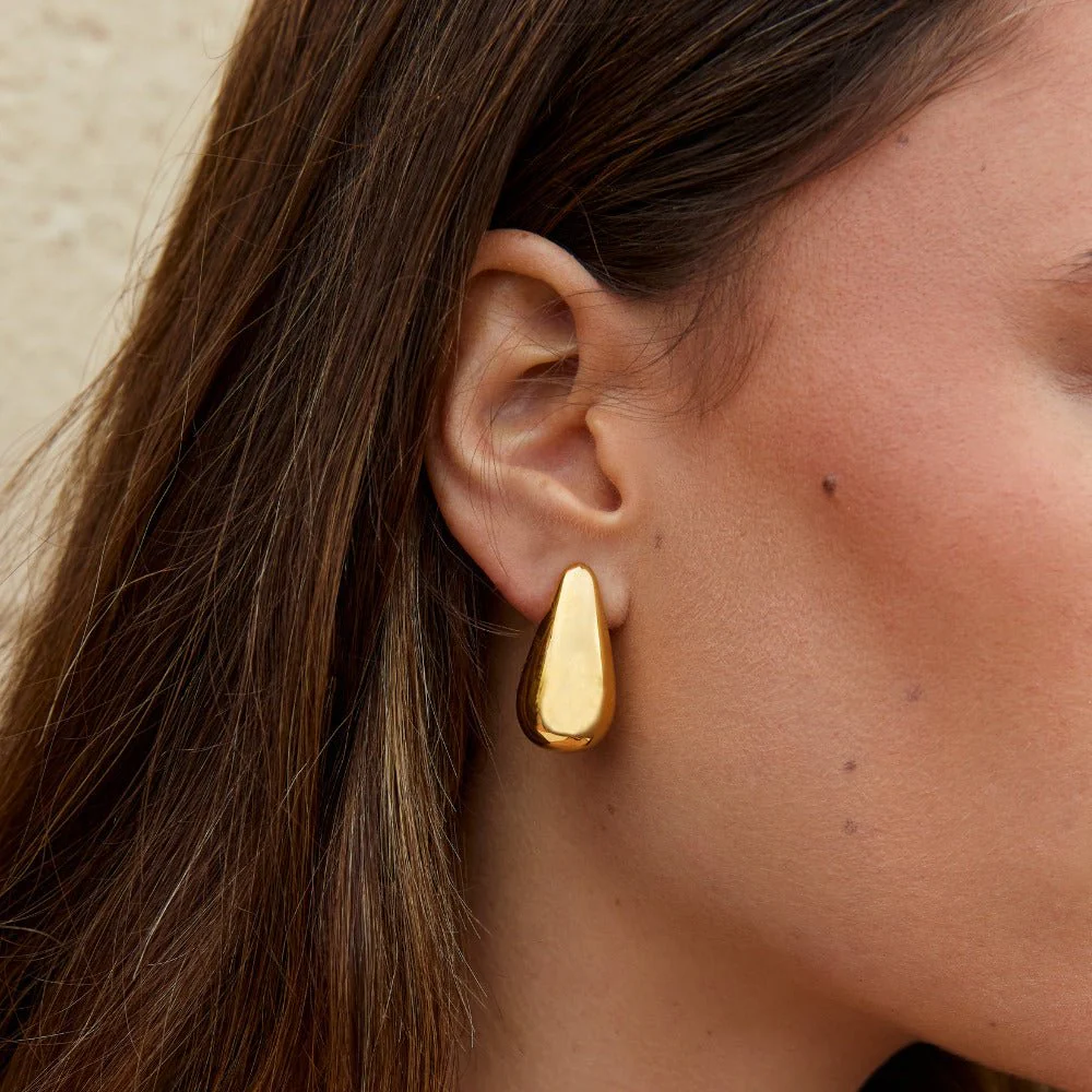 Dakota Gold Teardrop Earrings - Image 2