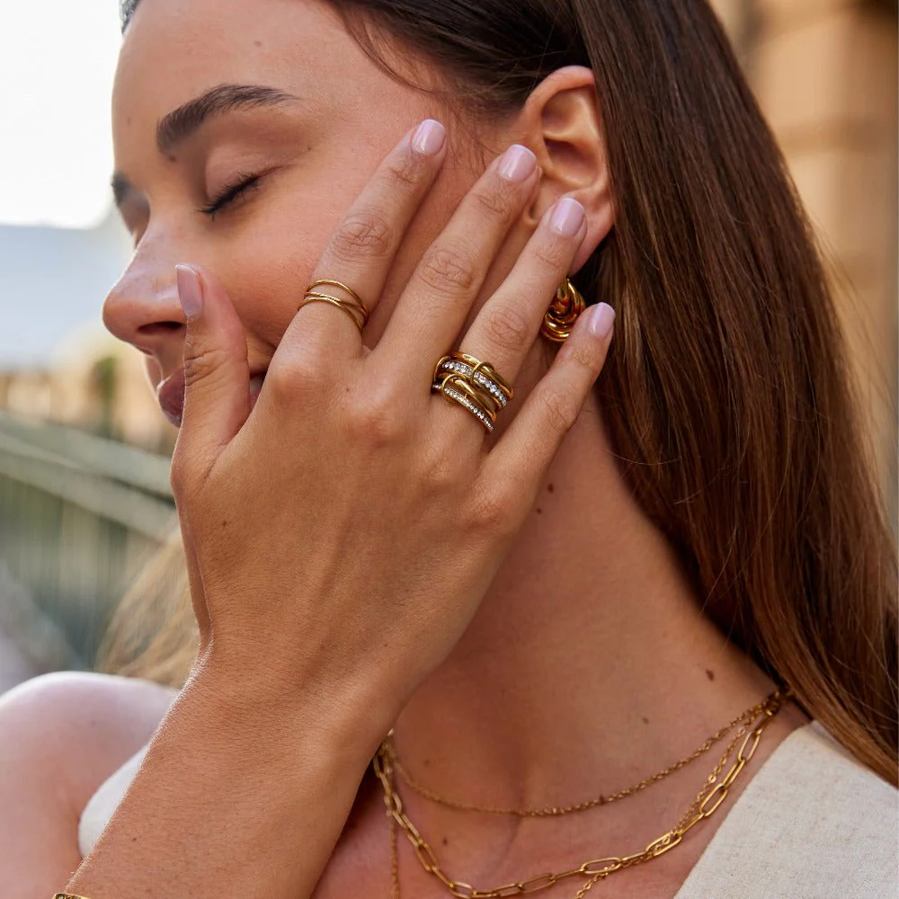 'Forever' Link Crystal & Gold Ring - Image 3