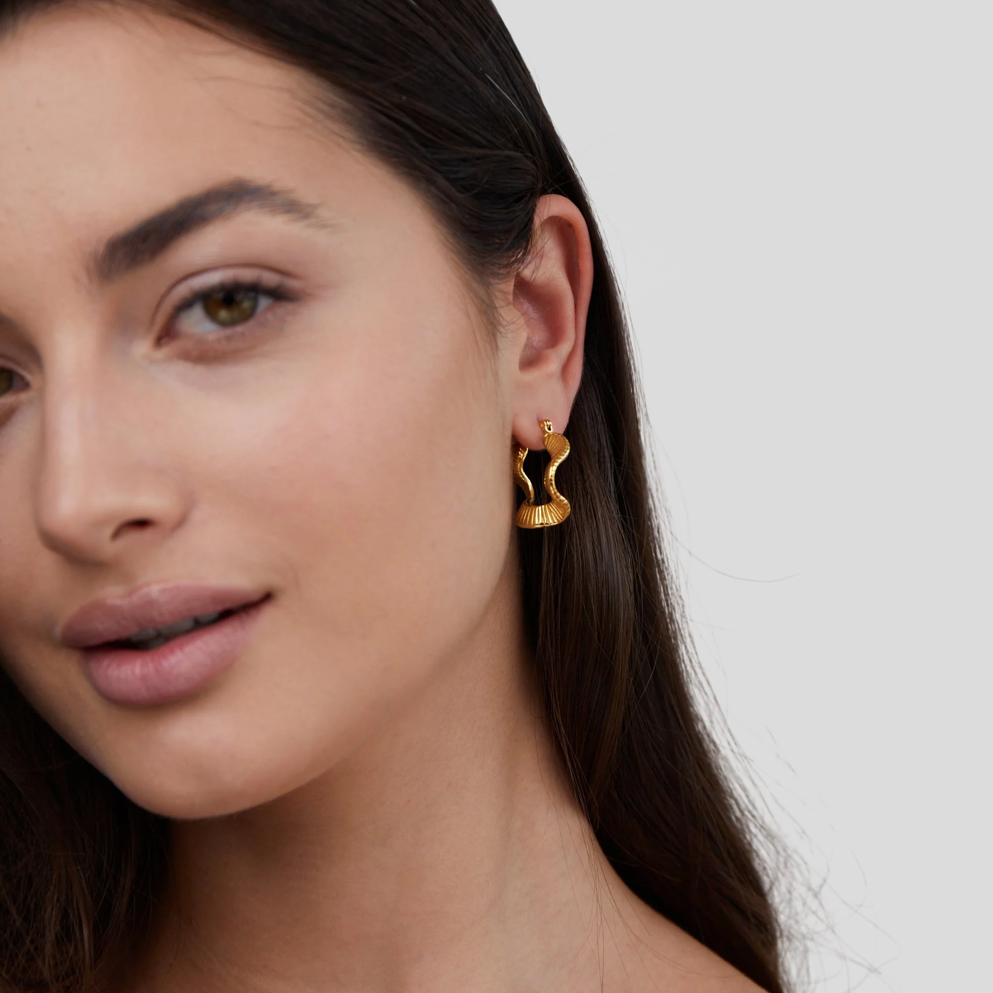 Geometric Wave Gold Hoop Earrings - Image 7