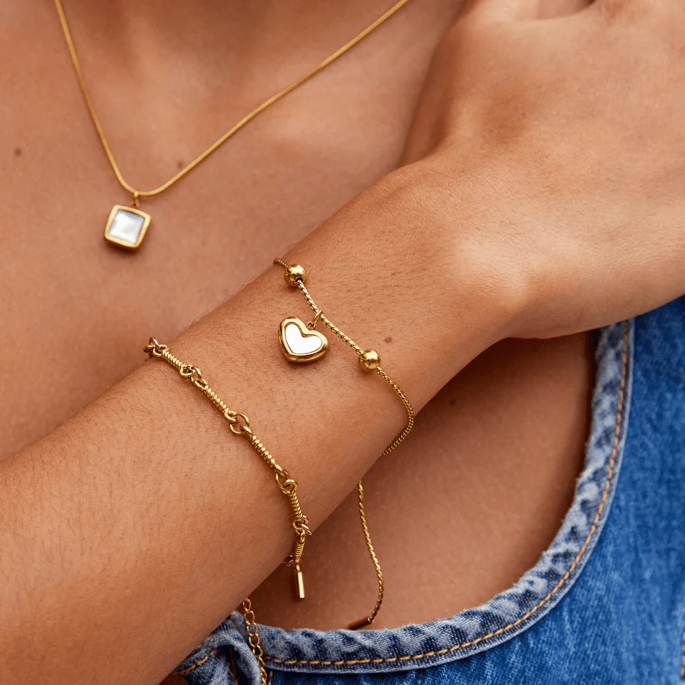 Forever Love Heart Bracelet - Image 6