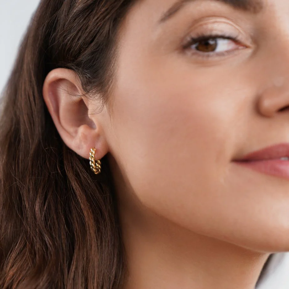 Layla Gold Twist Earrings - Image 7