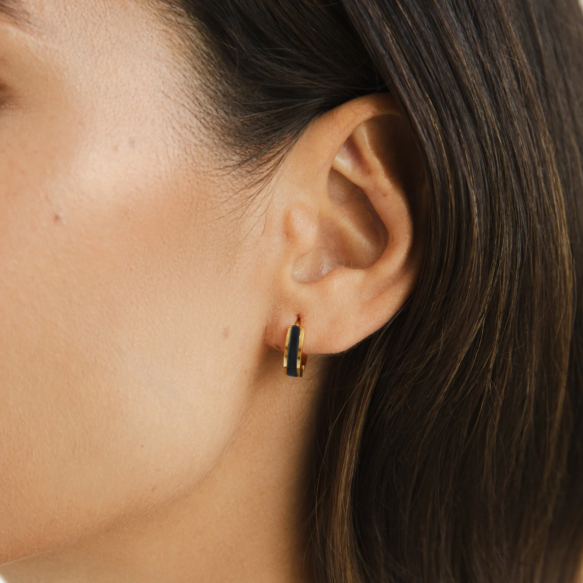 Leigh Black Hoop Earrings - Image 3