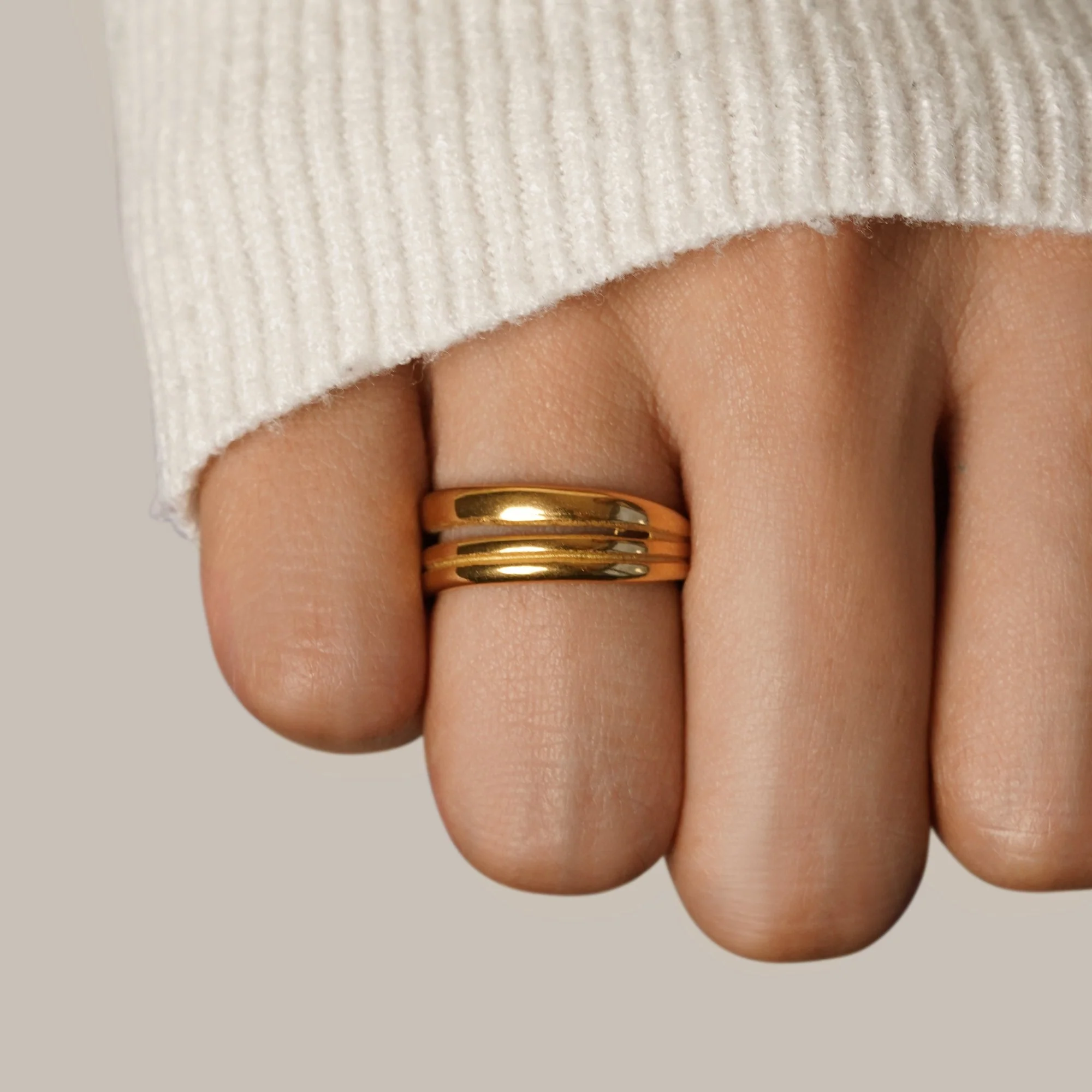 Lia Layered Gold Ring - Image 2