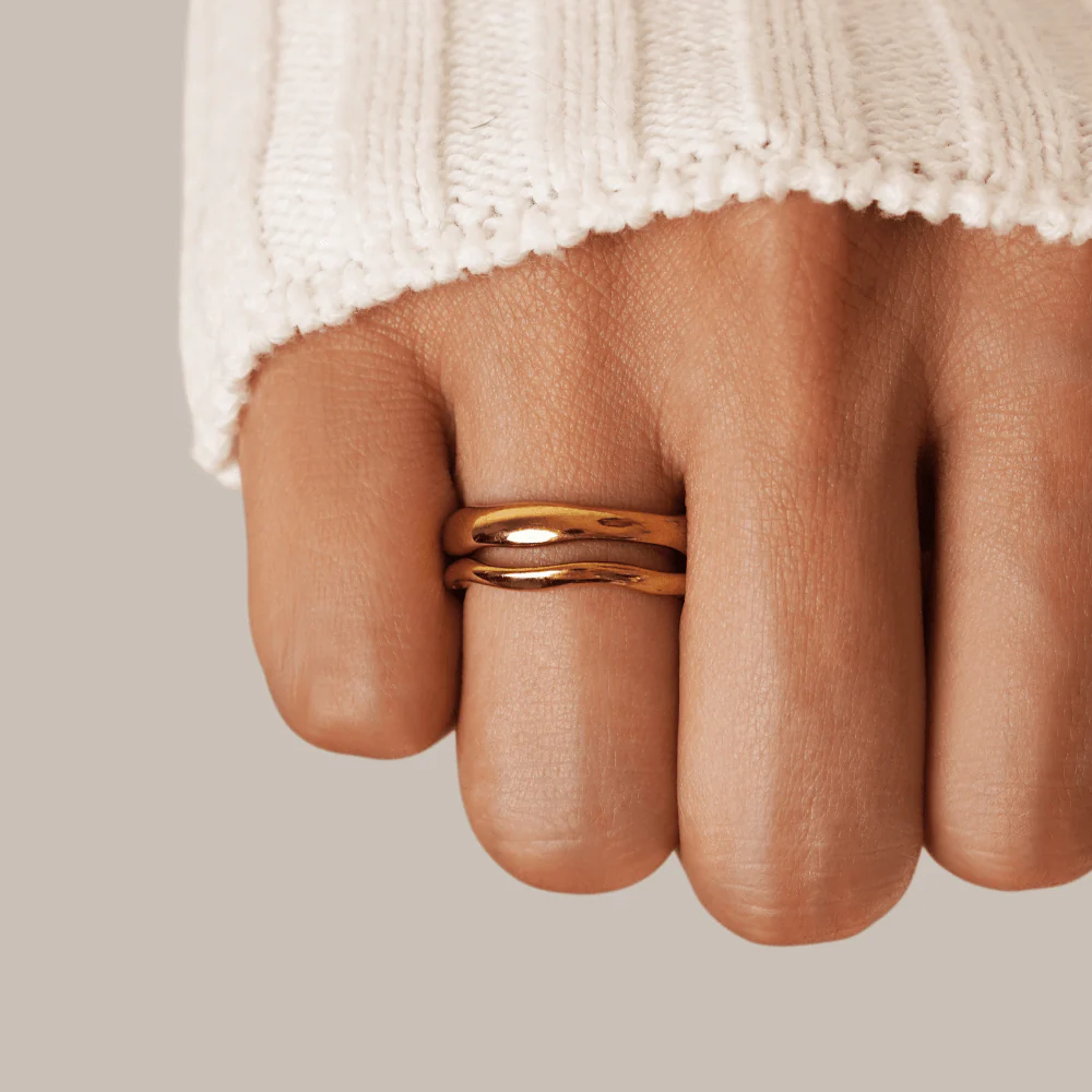 Madison Chunky Wave Ring - Image 3